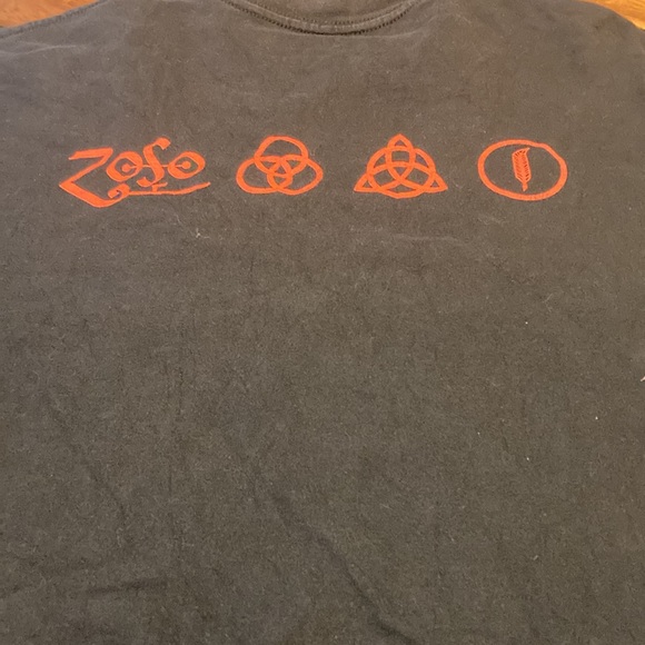 LED  ZEPPELIN ZOSO T-shirt - Picture 3 of 3